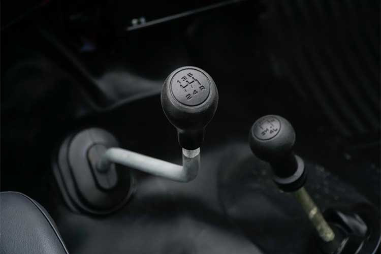 Xe Nga UAZ Hunter mui trần giá 565 triệu tại Hà Nội